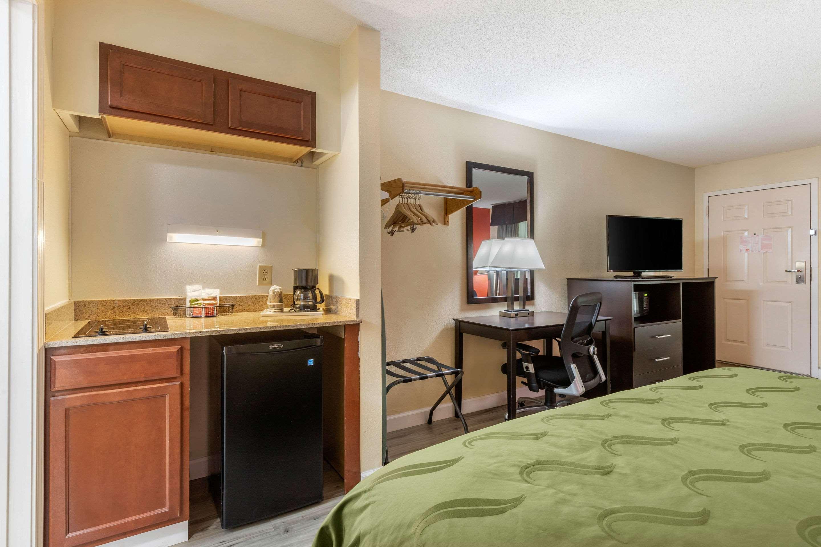 Quality Inn & Suites Lexington Zewnętrze zdjęcie
