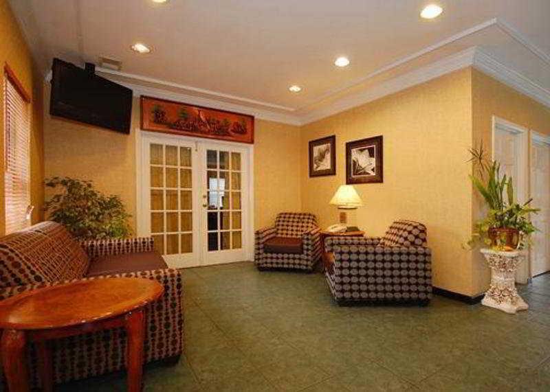 Quality Inn & Suites Lexington Wnętrze zdjęcie