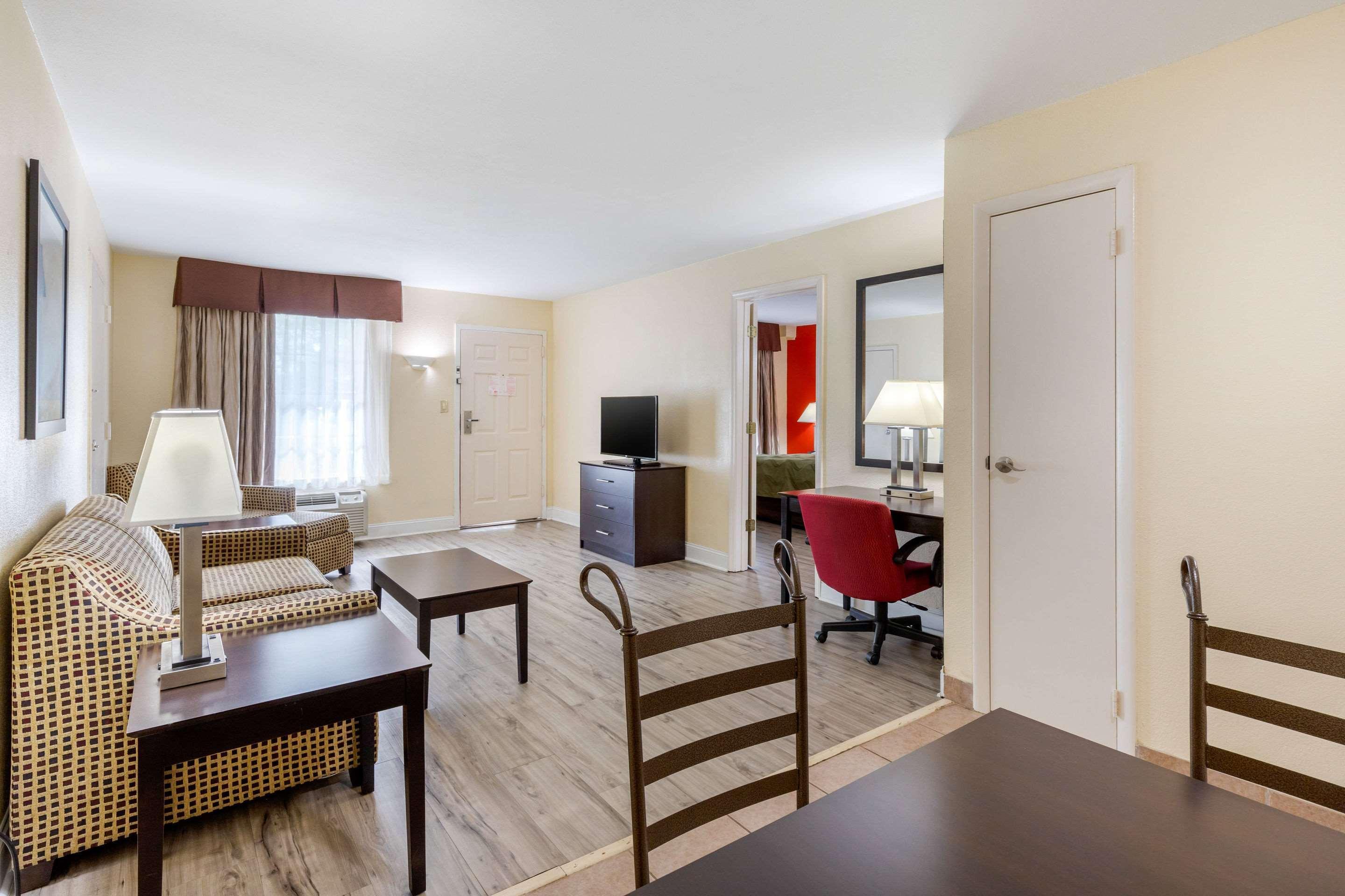 Quality Inn & Suites Lexington Zewnętrze zdjęcie