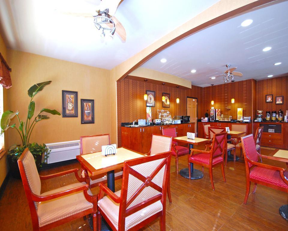Quality Inn & Suites Lexington Zewnętrze zdjęcie