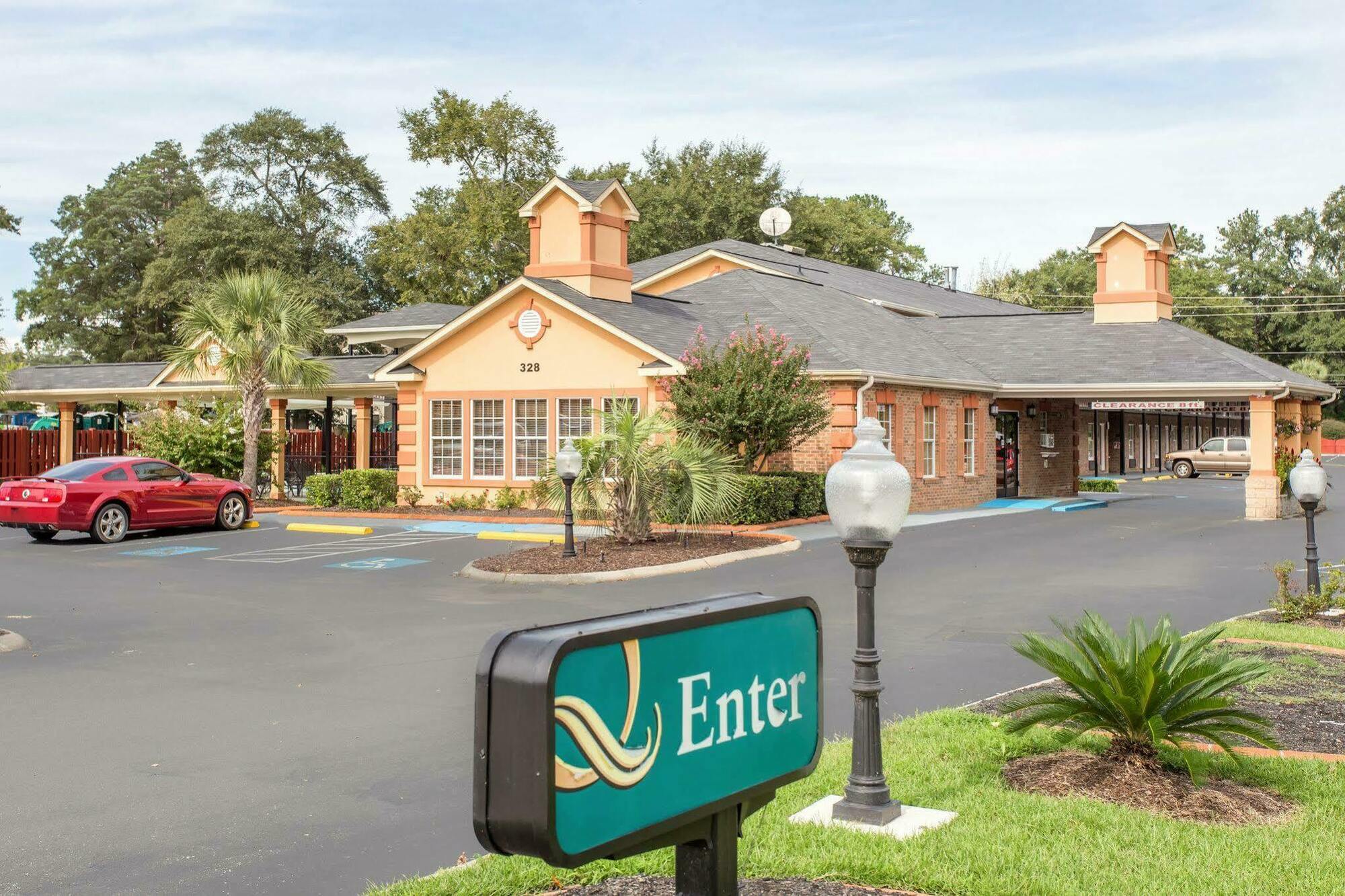 Quality Inn & Suites Lexington Zewnętrze zdjęcie